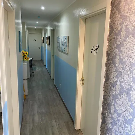 肯尼迪酒店 酒店